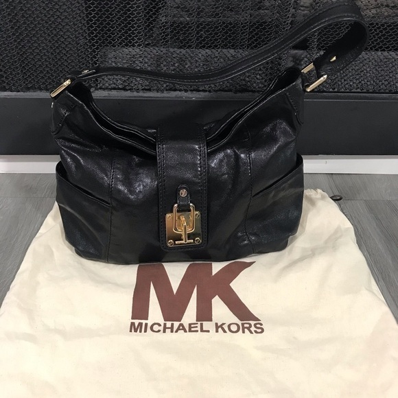 Michael Michael Kors Black Flap Over Shoulder Bag - Picture 3 of 16